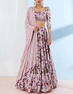 Lavender Printed Lehenga by Astha Narang on ogaan Printed Lehenga Floral, Lehenga Floral, Party Lehenga, Astha Narang, Bridesmaids Outfits, Indian Wedding Gowns, Printed Lehenga, Lehnga Dress