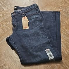 New With Tags Women's Levi's 414 Classic Straight Denim Jeans. Cheap Slim Fit Denim Blue Jeans, Womens Levi Jeans, Straight Denim Jeans, Levi Jeans Women, Jeans Color, Levi's Jeans, Levis Jeans, Colored Jeans, Levi's