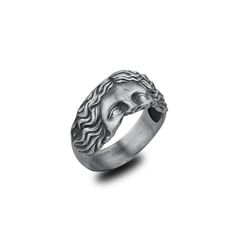 Venus De Milo Eyes Ring, Aphrodite Eyes Ring, Goddess Venus Ring, Unisex Greek Mythology Ring, Goddess of Love Jewelry, Best Gift for Lover ✅Stamp: High Quality 925 Sterling Silver ⭐Ring Width: 1.6 cm (0.31 inches) ⭐Ring Weight: 5 Gr  ⭐Finish: Oxidized (Need a different finish? No problem! Just contact me, I'll make it happen!) 🕰️This ring is handmade with meticulous attention to detail, and it takes 5-9 business days to ship. Customization is welcome, your unique piece deserves the time it tak Venus Ring, Eyes Ring, Love Jewelry, Goddess Of Love, Eye Ring, Aphrodite, Greek Mythology, Fashion Essentials, Rings Statement