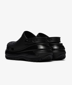 The CLASSIC MEGA CRUSH CLOG model  from the brand   Crocs from the  SP2023  season, has arrived || is now available at . Sporty Black Clogs For Streetwear, Black Clogs With Rubber Sole For Streetwear, Streetwear Synthetic Clogs With Cushioned Footbed, Streetwear Synthetic Clogs With Rubber Sole, Black Synthetic Clogs For Streetwear, Slip-resistant Synthetic Clogs For Streetwear, Slip-resistant Synthetic Streetwear Clogs, Mega Crush Clog, Birkenstock Arizona Eva