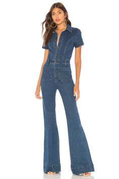 Show Me Your Mumu Everhart Jumpsuit in Lunar Blue | REVOLVE Overalls Outfit Summer, Blusas Top, Overalls Outfit, Free People Denim, Long Sleeve Turtleneck, Show Me Your Mumu, Denim Flares