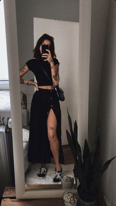 #outfits  #outfitoftheday #outfitidea #style #styleblogger Summer Goth, Mode Boho, Neue Outfits, Looks Black, Mode Inspo, Komplette Outfits, Edgy Outfits, Looks Style