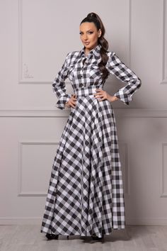 This shirt dress is just perfect for spring, summer, and fall! Fun and stylish casual plaid long cotton dress with adjustable long sleeves - personalize your dress how you want. Snug fit 'till the waist, this checkered flare maxi dress flows like a dream down to the floor. This shirt dress is just perfect for spring, summer, and fall! The belt is not included in this listing 𝙺 𝙴 𝚈   𝙵 𝙴 𝙰 𝚃 𝚄 𝚁 𝙴 𝚂 - Fit and Flare Silhouette - Full Length  - Straight Collar - Adjustable Sleeves - Cuff Plaid Floor, Long Cotton Dress, Cotton Long Dress, Tartan Dress, Dress With Long Sleeves, Checkered Shirt, Fall Fun, White Plaid, Dress Clothes For Women