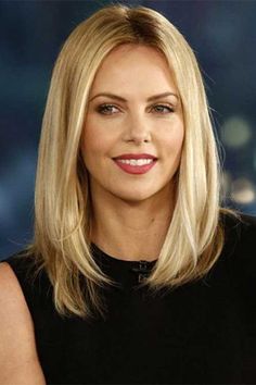 Dark Roots Hair, Bobbed Hairstyles With Fringe, Trendy We Fryzurach, Spring Hair, Hair Styles 2014, 2015 Hairstyles, Oval Face, Fringe Hairstyles