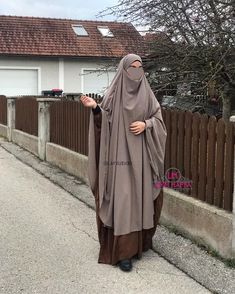 Khimar Fashion, Jilbab Outfits, Khimar Abaya, Muslimah Clothing, Niqab Hijab, Butterfly Abaya, Haute Hijab, Hijab Shop