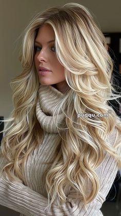 Blonde Hair With Lowlights And Highlights, Super Blonde Hair, Army Women, Low Lights Hair, Chic Hairstyles