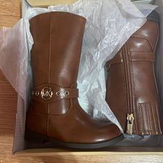 Size 6 Brand New Perfect For Winter Mk Boots, Shoes Brown, Michael Kors Shoes, Kids Shoes, Shoe Boots, Kids Shop, Michael Kors, Size 6, Brand New