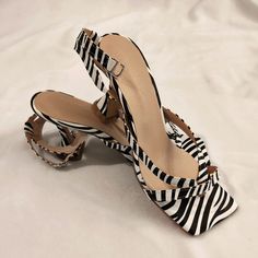 Zebra Print Square Toe Strappy Heels. Nwot. Size 38. Fits Us Women's Size 7. Fun And Cute! Please See Pictures As Part Of The Description. Smoke Free/Pet Free Home Ships Same Day Or Next Business Day! Thank You For Looking! White Open Toe Heels With Straps, White High Heel Strappy Heels, White Strappy High Heels, Sparkle High Heels, Spring Zebra Print Heels, Spring Zebra Print High Heels, Silver Slippers, Chic Zebra Print High Heels, High Heel Zebra Print Party Heels