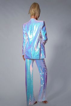 Glamorous Sequined Suits For Night Out, Long Sleeve Sequin Pantsuit For Party, White Sequined Party Set, Glamorous White Party Blazer, Glamorous Party Suit With Sequins, Sequin Party Suits, Party Suits With Sequins, Sequin Party Suits For Party Season, Fitted White Sequin Pants