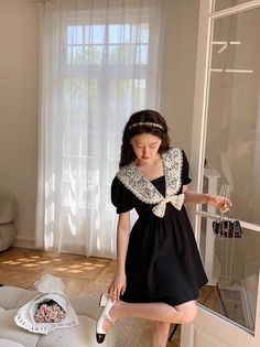 Korean Dress Design, Gno Outfit, Bride Entry, Glamorous Outfits, Embroidery Hearts, Outfits Classy, Fashion Top Outfits, Elegant Dresses Classy, Trendy Dress Outfits