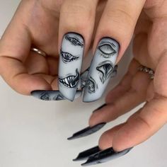 Gothic Nail Designs, Hslot Outfit, Classy Nail Art Ideas, Horror Nails, Instagram Filler, Holloween Nails, 2022 Instagram, Nail Designs Ideas, Red Outfits