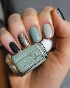 Essie: Cut it Out, Bon Boy-age, Stop, Look & Glisten & Cashmere Bathrobe