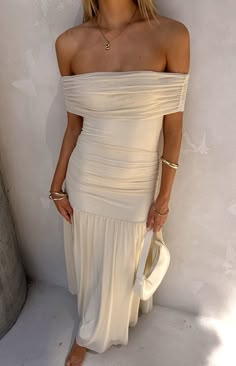 Off The Shoulder Sleeve Dress, Cream Elegant Dress, Spring Fashion Inspiration, Off The Shoulder Maxi Dress, Summer Play, Off Shoulder Neckline, Prom Midi Dress, Gathered Bodice, 60's Dress