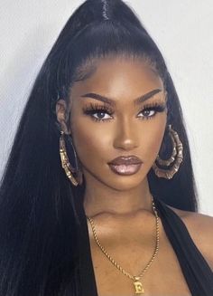 Glam Make Up For Black Women, Dark Skin Girl Makeup, Make Up Looks For Black Women, Make Baddie, Brown Skin Baddie, Brown Skin Girl, Brown Glam Makeup, Dark Skin Baddie, Makeup On Dark Skin Women