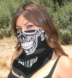 "Our sugar skull, Dia De Los Muertos bandana design, works great as an accessory to any outfit, or a wind breaker for your face while riding your motorcycle. Comes in a variety of colors.  22\"x22\" approximate size (sizes may vary slightly due to manufacturing differrences) 100% cotton bandana, TAN tm locking stich keeps the bandana in full form for longer. 12\"x12\" Sugar Skull design. Screen print image." Rock Style Women, Skull Bandana, Bandana Mask, Undercut Hairstyles Women, The Mask Costume, Catrina Tattoo, Trendy Face Masks, Bandana Design, Cute Face Mask