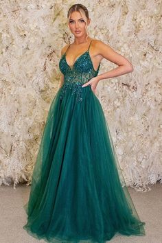 Prom Dresses V Neck, Short White Dress Wedding, Knee Length Wedding Dress, Prom Decor, Mini Wedding Dresses, Dresses V Neck, Green Tulle, Evening Dress Fashion