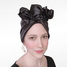 Black Satin Wired Headwrap, Satin Head Scarf, Black Satin Turban, Luxury Headwrap, Silk Headwrap, Wired Headwrap Wire headwrap is a wonderful hair accessory for anyone even those who has difficulty in tying a scarf on their head. Super easy to style in 10 seconds. Formable wire inside allows you to shape easily and the wire is placed in the fabric so that it does not discomfort your head. Made from silky satin fabric and wire inside which is easy to shape around your head. Stays all day long. So Tying A Scarf, Silk Headwrap, Satin Turban, Satin Head Scarf, Sewing Headbands, Chemo Gifts, Jersey Headband, Knot Bun, Chemo Headwear