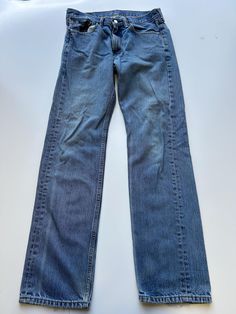 Mens Levi Levis Strauss 505 Jean  1990s vintage  Regular Fit  Zip Fly  Mid Stonewash Blue  Waist 32 inch Leg Length 32 inch Item in excellent condition Levis Strauss, Levis Men, Levi Strauss, Levis Jeans, Mens Jeans, Levi's, Mens Outfits, Blue, Clothes