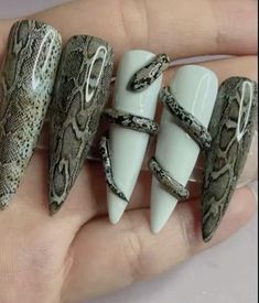 Sneak Nails, Snake Skin Nails Designs, Snake Skin Nails, Nails Designs Ideas, Gel Polish Designs, Thee Stallion, Gothic Nails, Awesome Nails