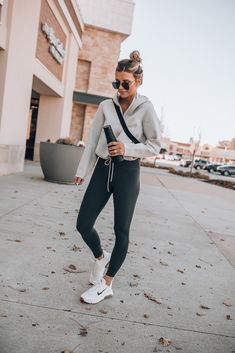 Lululemon Outfits, Athleisure Fashion, Athleisure Outfits, Athleisure Wear, Cute Fall Outfits, Sporty Outfits, Athletic Outfits, Mom Outfits, Sporty Style