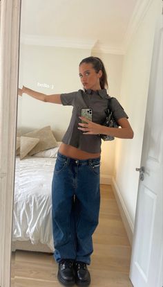 @olivianeill Dickies Outfit, Olivia Neill, 2000 Outfits, Lily Calloway, Addicted Series, Capsule Wardrobe, Fashion Inspo Outfits, Fitness Fashion