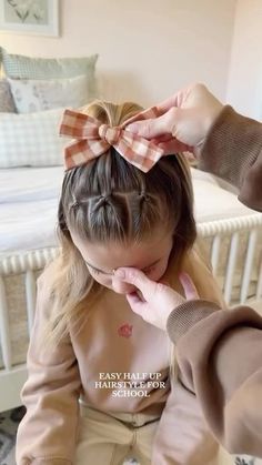 Minnie Mouse Bow Hairstyle, Toddler Hairstyles Girl Thanksgiving, Toddler Girl Easter Hairstyles, Short Hair Styles Little Kids, Toddler Girl Thanksgiving Hair, Easter Hairstyles For Toddlers, Toddler First Day Of School Hairstyles, Growing Out Bangs Hairstyles For Kids, School Picture Day Hairstyles Short Hair