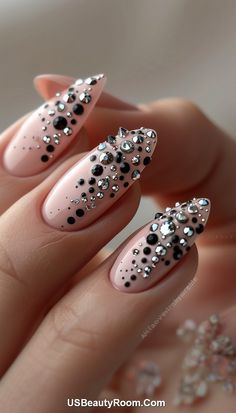 22+ Leopard Nail Designs for 2024 Leopard Nail Designs, Leopard Nail Art, Nail Art Designs Images, New Nail Art Design, Nail Designs Tutorial, Leopard Print Nails, Nail Art Trends, Long Nail Designs, Trends For 2024