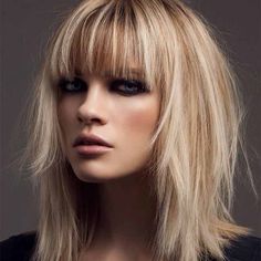 Bang Hairstyles, Modern Bob, Medium Length Hair Men, Cute Hairstyles For Medium Hair, Penteado Cabelo Curto, Haircuts With Bangs, Popular Hairstyles, Hairstyles Medium, Grunge Hair