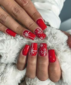 Lilac Nails Design, Nail Designs Ideas, Lilac Nails, Red Christmas Nails, Nails 2023, New Year's Nails