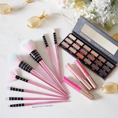 GWA goodies - The Ultimate Goddess Palette, Flamingal Collection brushes & liquid matte lipsticks. Pic by beauty blogger beautybythebunny #gwalondon Matte Lipsticks, Makeup Stuff, Matte Liquid Lipstick, Free Makeup, Beauty Accessories, Lipsticks, Beauty Blogger