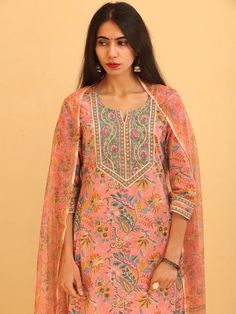 Jaipuri Kurti, Suit Neck Designs, Suit Neck, Kurta Cotton, Kurti Set, India Colors, Duplex House, Kurta Designs Women, Cotton Kurta