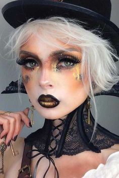 Pretty Halloween Makeup, Steampunk Makeup, Make Up Diy, Makeup Clown, Halloween Make-up Looks, Creepy Halloween Makeup, Halloween Makeup Ideas