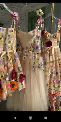 Wildflower Wedding Theme, Eras Tour Outfit Ideas, Stunning Prom Dresses, Eras Tour Outfit, Eras Tour Outfits, Taylor Swift Outfits, Tour Outfits, Special Dresses