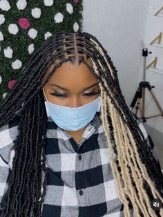 Black And Grey Soft Locs, Small Faux Locs Long With Color, Soft Loc Ideas, Black And White Soft Locs, Faux Locs With Blonde Highlights, Long Distressed Locs With Color, Black And White Faux Locs, Textured Soft Locs, Peak A Boo Soft Locs