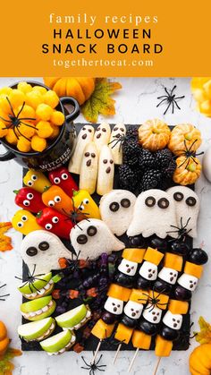 Halloween Snack Board for Kids Snack Board For Kids, Halloween Snack Board, Halloween Themed Snacks, Halloween Snacks For Kids, Recetas Halloween, Halloween Themed Food, Halloween Friends, Halloween Fruit