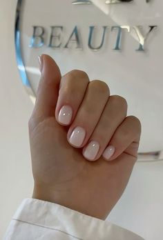 Natural Nails Manicure, Subtle Nails, Simple Gel Nails, Casual Nails, Work Nails, Classic Nails, Cute Gel Nails