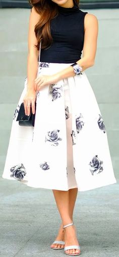 Floral Rose Swing Skirt ❤︎ Lollapalooza Outfit, Jw Fashion, Sweatpants Outfit, Wedding Outfits, Hetalia, Casual Outfit