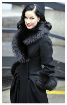 Dita Dita Von Teese Style, Dita Von Tease, Lingerie Vintage, Dita Von, Dita Von Teese, Looks Street Style, Looks Black, Moda Vintage, Mode Vintage