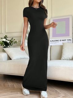 Negro Casual Collar manga corta Tela Liso Apretado Embellished Elástico Alto Black Maxi Dress Short Sleeve, Long Black Dress With Short Sleeves, Skin Tight Long Dress, Long Everyday Dress, 16 Birthday Dresses Simple, Daily Wear Dresses For Women, Long Bodycon Dress Outfit Casual, Shein Summer Fits, Simple Black Dress Casual