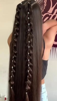 Casual Hairstyles For Long Hair, Hairstyle Examples, Rave Hair, Fest Outfits, Hairstyles For Layered Hair, Hairdos For Curly Hair, Hairdo For Long Hair, Hair Stylist Life, Easy Hairstyles For Long Hair