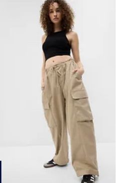 Selling 2 pairs of these size xxs/xs, they are pretty large fit like a M/L. Y2K style Cargo Parachute Pants, How To Style Cargo Pants, Parachute Cargo, Bungee Cords, Cami Romper, Style Clothes, Gap Pants, Street Style Chic, Casual Clothes