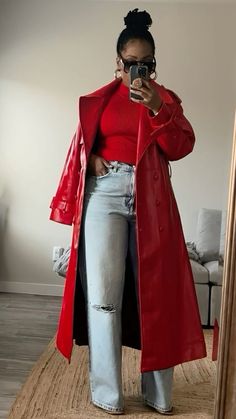 Classy Casual Outfits, Red Coat, Fashion Mistakes, Looks Chic, Cute Simple Outfits, Fall Fashion Outfits, New Classic, Mode Inspiration