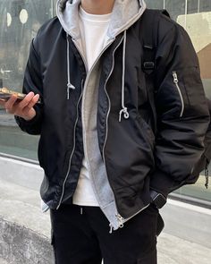 Boyfriend Outfit, Trendy Boy Outfits, Outfit Korean, Mens Casual Dress Outfits, Men Stylish Dress, Guys Clothing Styles, Men's Casual Style, Cool Outfits For Men, Men Fashion Casual Outfits