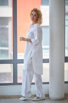 "Linen Tunic Top, Linen Clothing, White Tunic Top ♠ Casual style with extravagant touch ideal for your provocative nature. The delicately crafted pieces from natural materials will embrace your body in a perfect fit. Dare to be Visible! ♠ Sizes The model on the picture is 168 cm/5'5\" tall and is wearing size М. Have a look at my Size Chart below to make sure your piece will fit you best. ** PLEASE provide your height, bust, waist and hips measurement if you'd like to have a customized piece! We Linen Casual Outfit, Tunik Linen, White Linen Outfit, White Summer Top, Linen Tunic Shirt, White Summer Tops, Plus Size Linen, Summer Tunic, White Tunic Tops