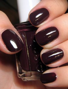 Essie - Velvet Voyeur Essie Wicked Nail Polish, Chanel Vamp, Essie Wicked, Essie Nail Polish Colors, Unghie Nail Art, Nail Colours, Polish Colors, Essie Nail Polish