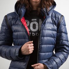 $209.00 Women's Altitude Hydration Jacket https://romoutdoors.com/product/womens-altitude-jacket/ <span style="font-weight: 400;">Stay warm, cool and hydrated. Fully loaded and full of surprises, this heavy-duty outer shell can get you from A to B in ultimate comfort, no matter the weather. </span> RōM Outdoors Winter Gear, No Rain, Stay Hydrated, Stay Warm, Heavy Duty, Puffer, Winter Jackets, Matter, Jackets For Women