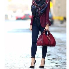 Explore, share, follow the best styles and fashion trends | Get2Style.com Brooklyn Blonde, Lv Bags, Fall Fashion Outfits, Outfit Casual