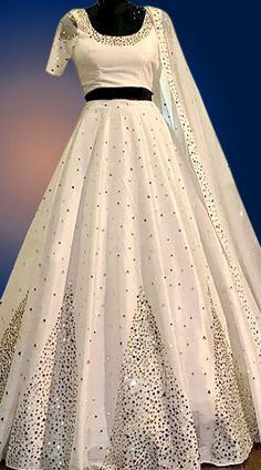 Ivory Lehenga Choli Ivory Lehenga, Photography Effects, Pakistani Style, Indian Bridal Lehenga, Bridal Lehenga Choli, Bridal Lehenga, Lehenga Choli, Indian Bridal, Saree Designs