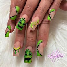 Oggie Boogie Nail Ideas, Oogie Boogie Hand Tattoo, Nightmare Before Christmas Nails Oogie Boogie, Oggie Boogie Nail Designs, Oogie Boogie Nail Art, Oogie Boogie Nails Short, Oogie Boogie Nails Acrylic, Oggie Boggie Nails, Boogie Man Nails