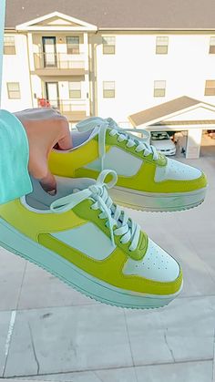 Walmart Air Forces Painted, Painting Shoes Idea Walmart, Painting On Walmart Shoes, Walmart Shoes Painting, Painted Shoes Aesthetic, Custom Walmart Shoes, Walmart Shoes Painted Ideas, White Shoes Painting Ideas, Walmart Shoe Painting Ideas